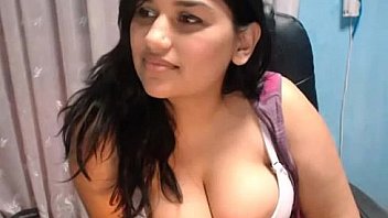 Indian camgirl with big tits